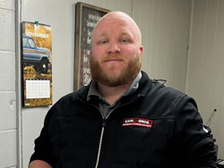 earls-bros-manager-mike-wilson